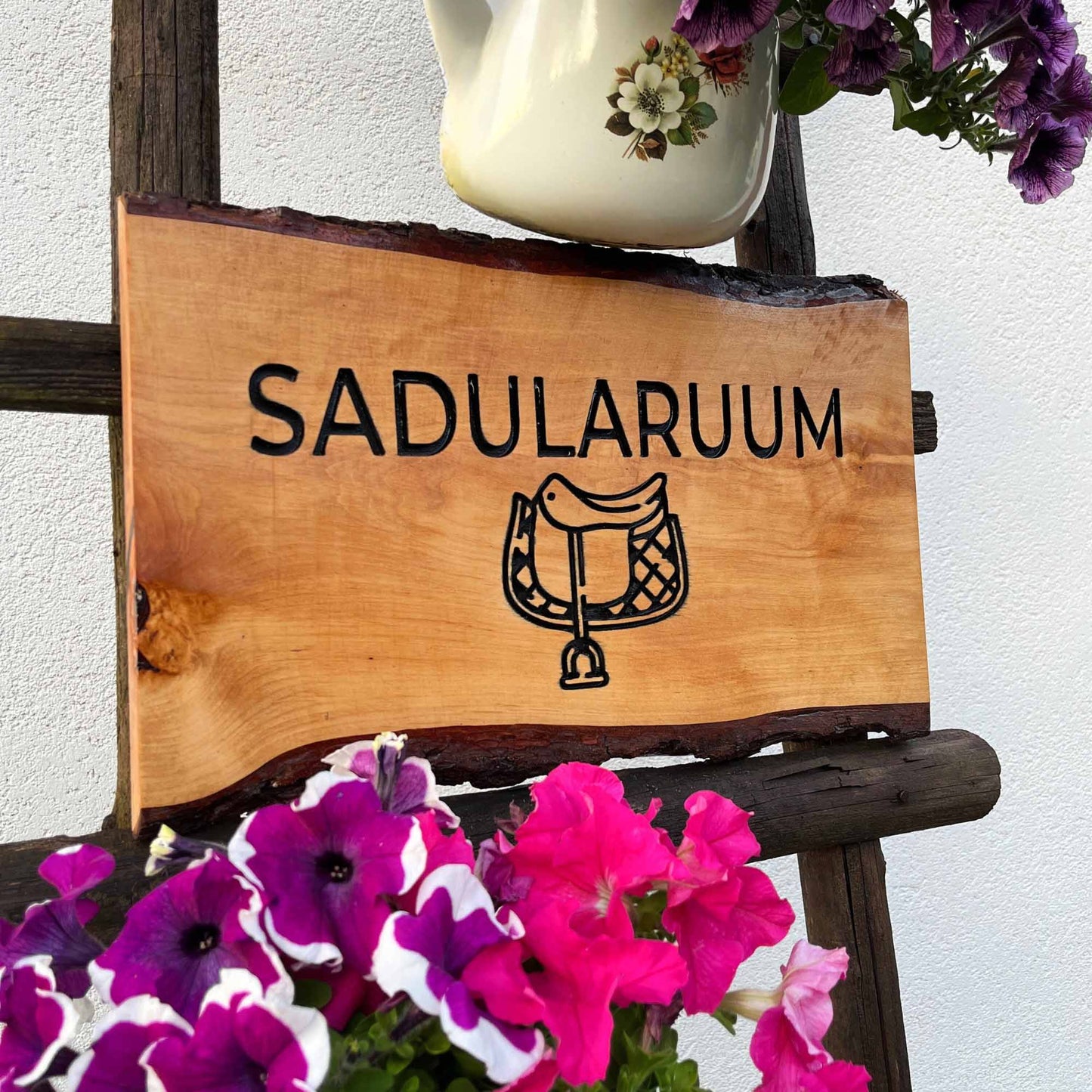 Täispuidust freesitud talusilt - aadressisilt