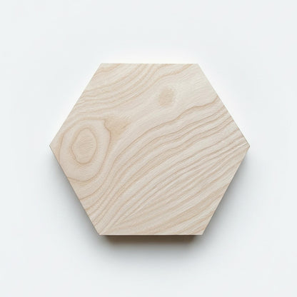 Dekoratiivsed puidust kuusnurksed seinapaneelid – naturaalse saare viimistlusega – keskmise suurusega